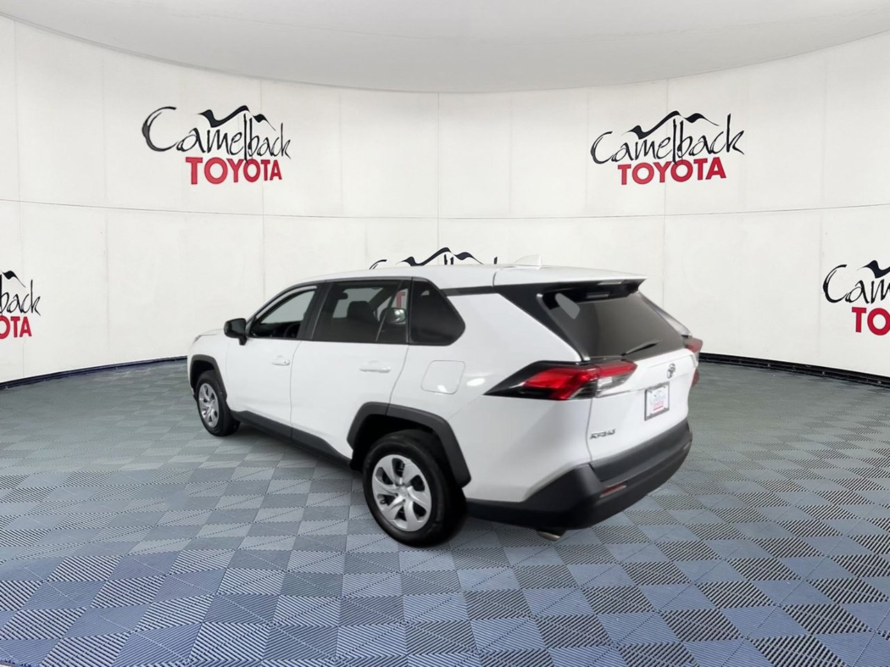 Used 2025 Toyota RAV4 LE FWD image 8
