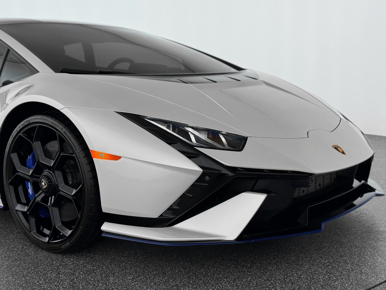 Used 2023 Lamborghini Huracan Tecnica RWD image 48