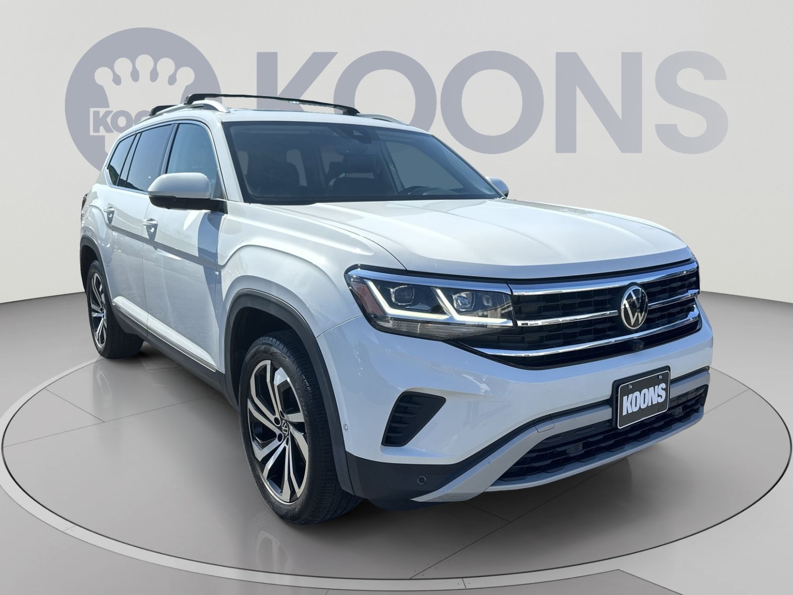 Used 2021 Volkswagen Atlas SEL Premium AWD/4WD image 2