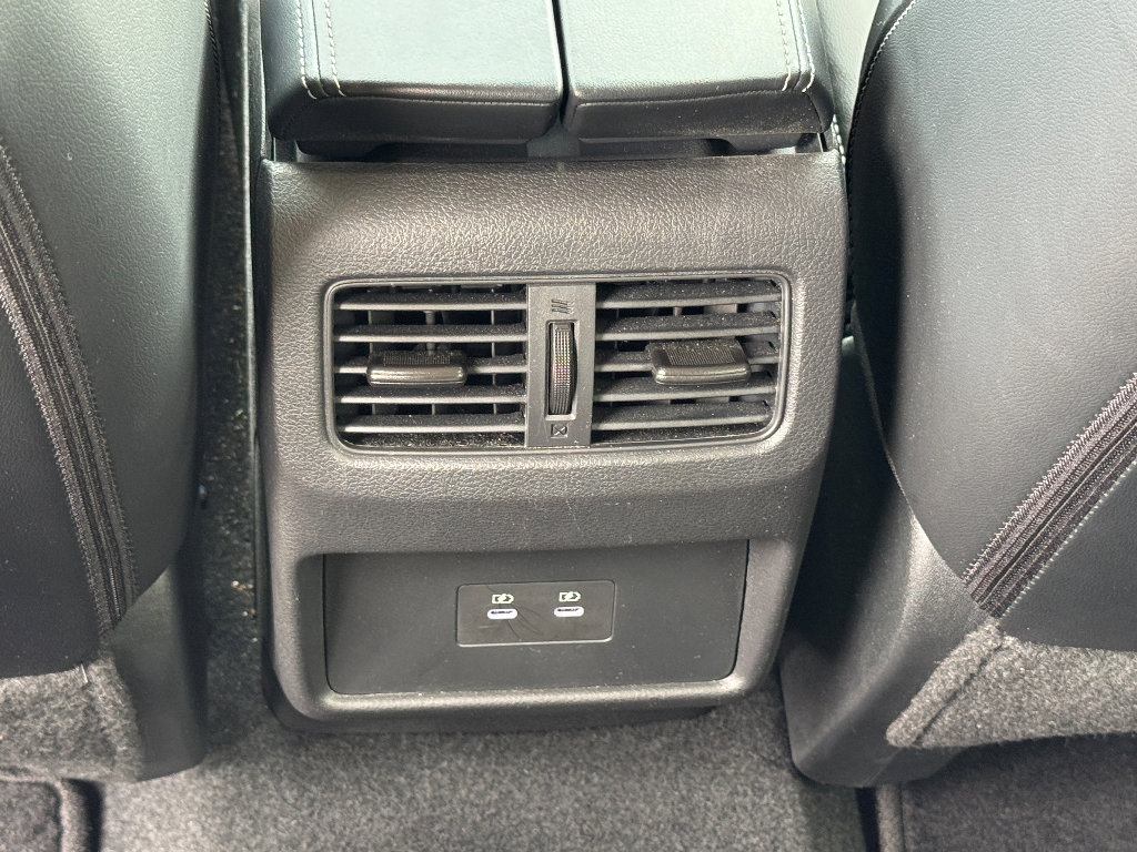 Used 2024 Nissan Rogue SL image 14