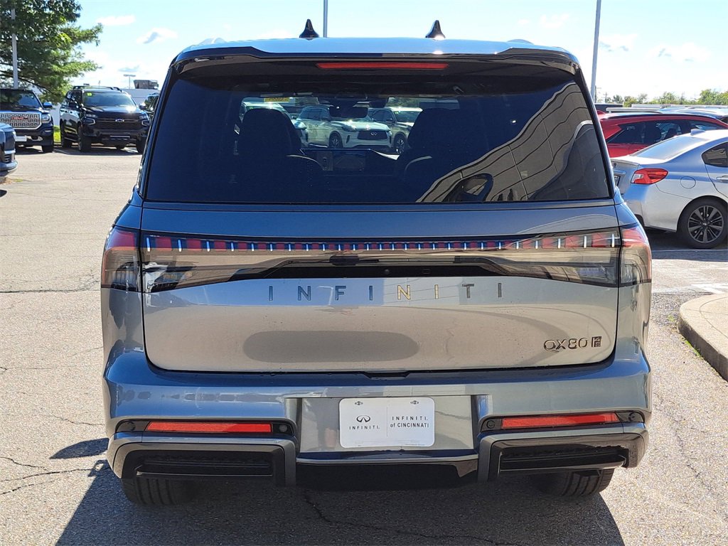 New 2026 INFINITI QX80 Autograph w/ Premium Cargo Package image 3