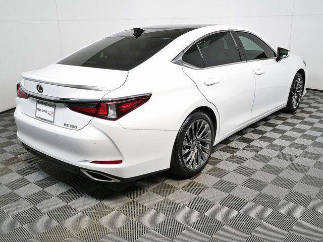 Used 2024 Lexus ES 350 Ultra Luxury w/ Accessory Package (Z2) FWD image 3