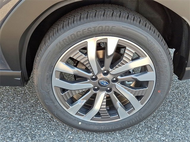New 2025 Subaru Forester Touring image 5