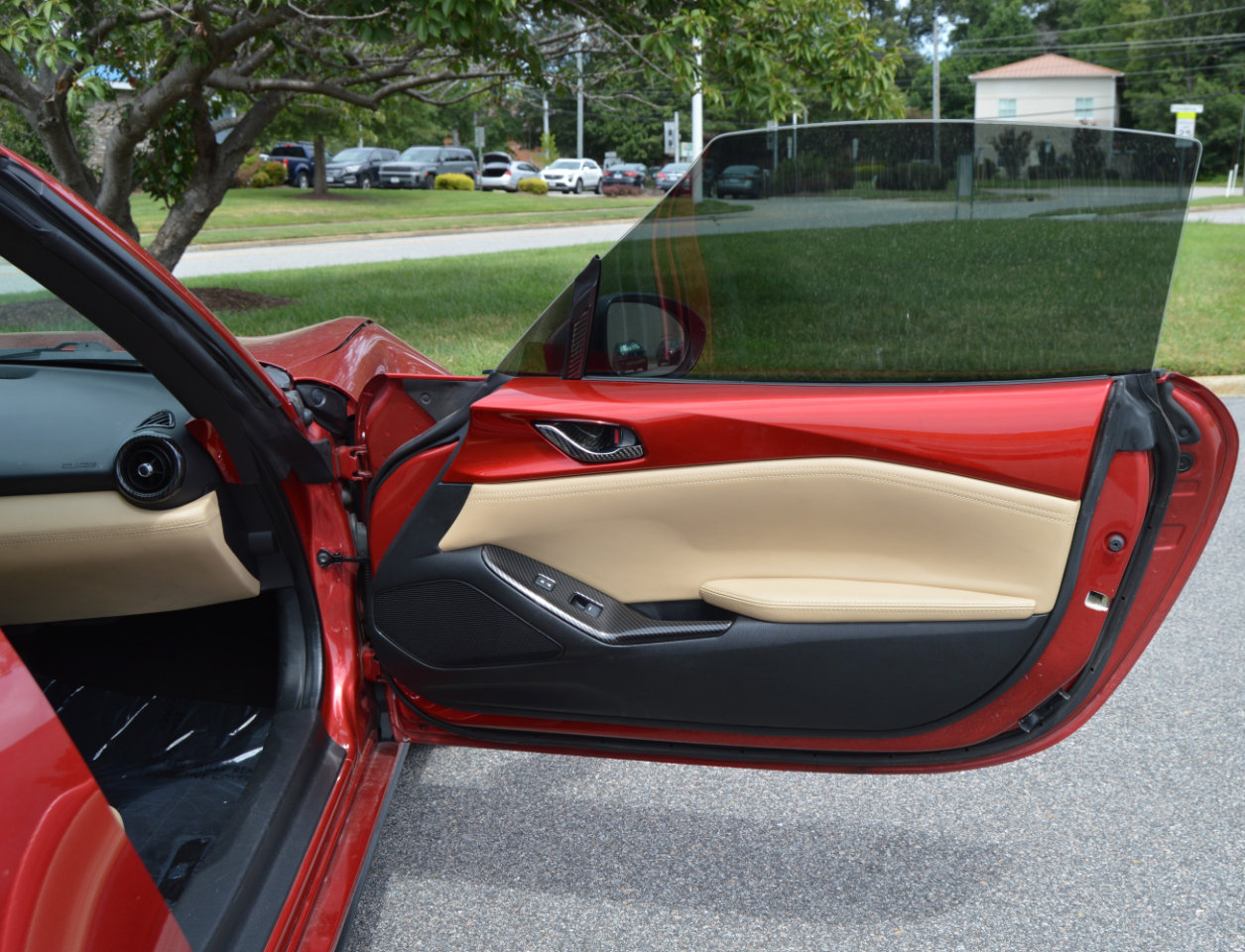 Used 2017 MAZDA MX-5 Miata RF Grand Touring image 15