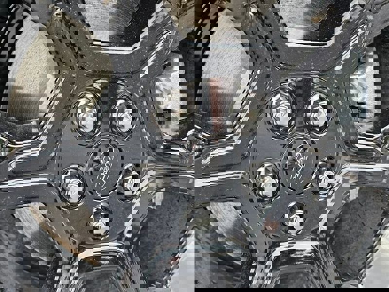 New 2025 Ford Maverick Lariat w/ Black Appearance Package image 18