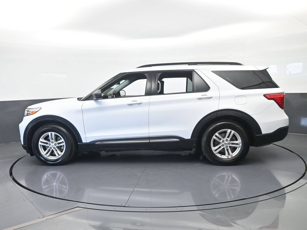 Used 2020 Ford Explorer XLT RWD image 3