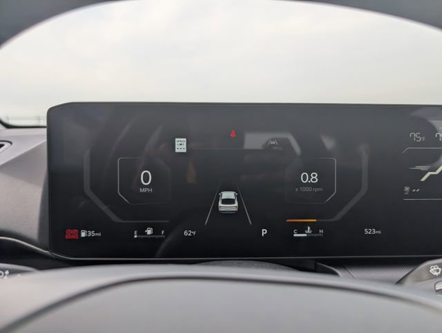 Used 2025 Kia K4 EX image 16