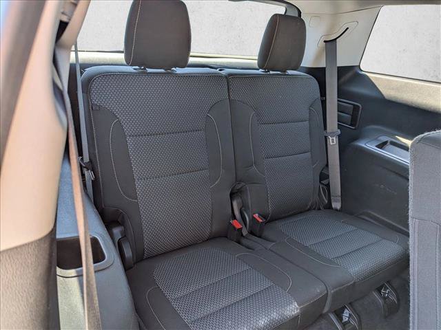 Used 2021 GMC Acadia SLE FWD image 19