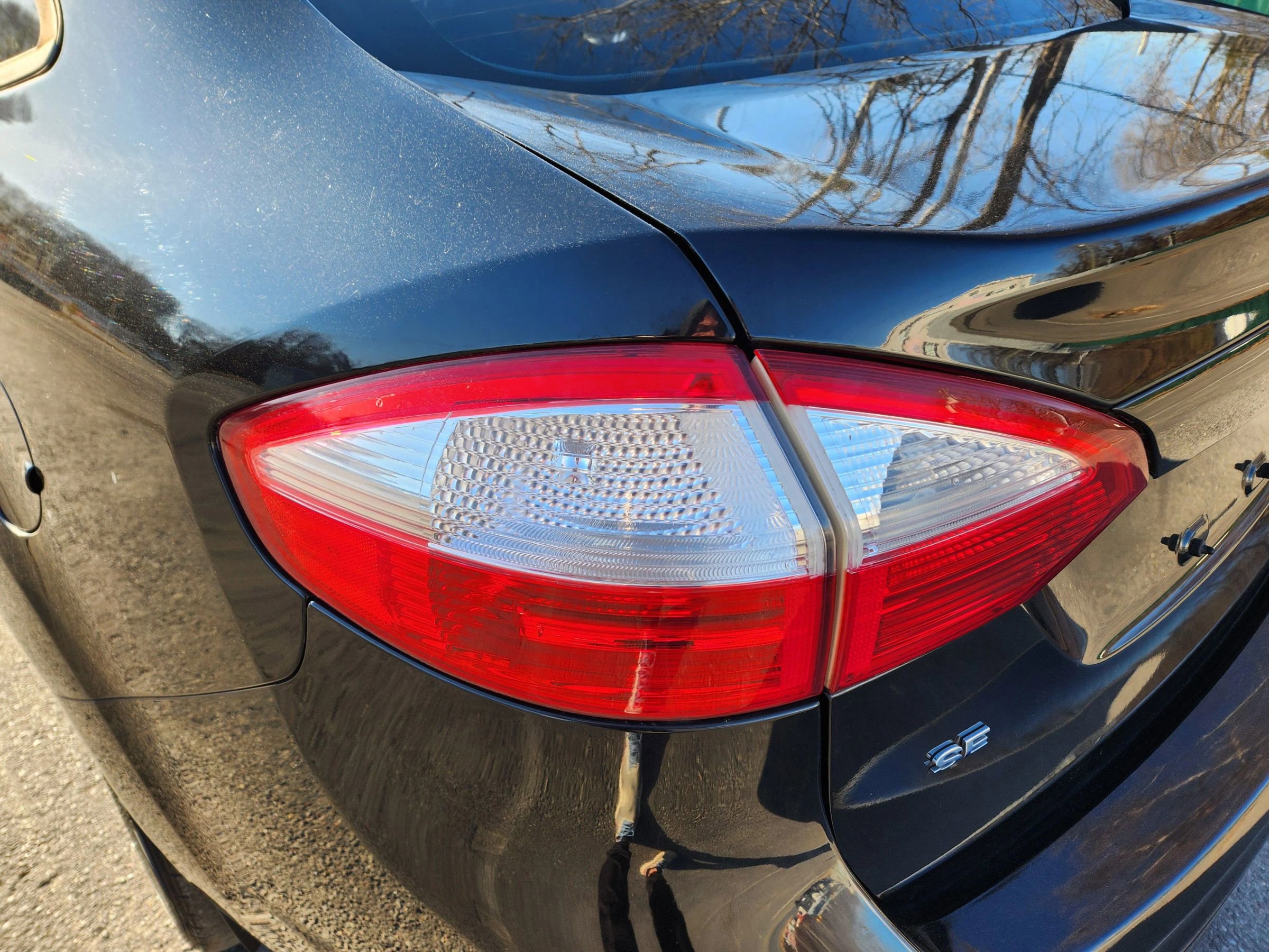 Used 2016 Ford Fiesta SE image 11