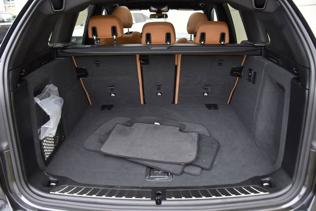 Used 2024 BMW X3 M40i w/ Parking Assistance Package image 32