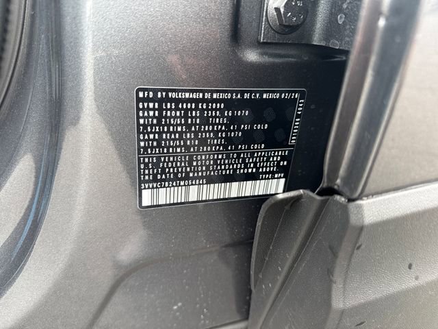 New 2026 Volkswagen Taos SE image 19