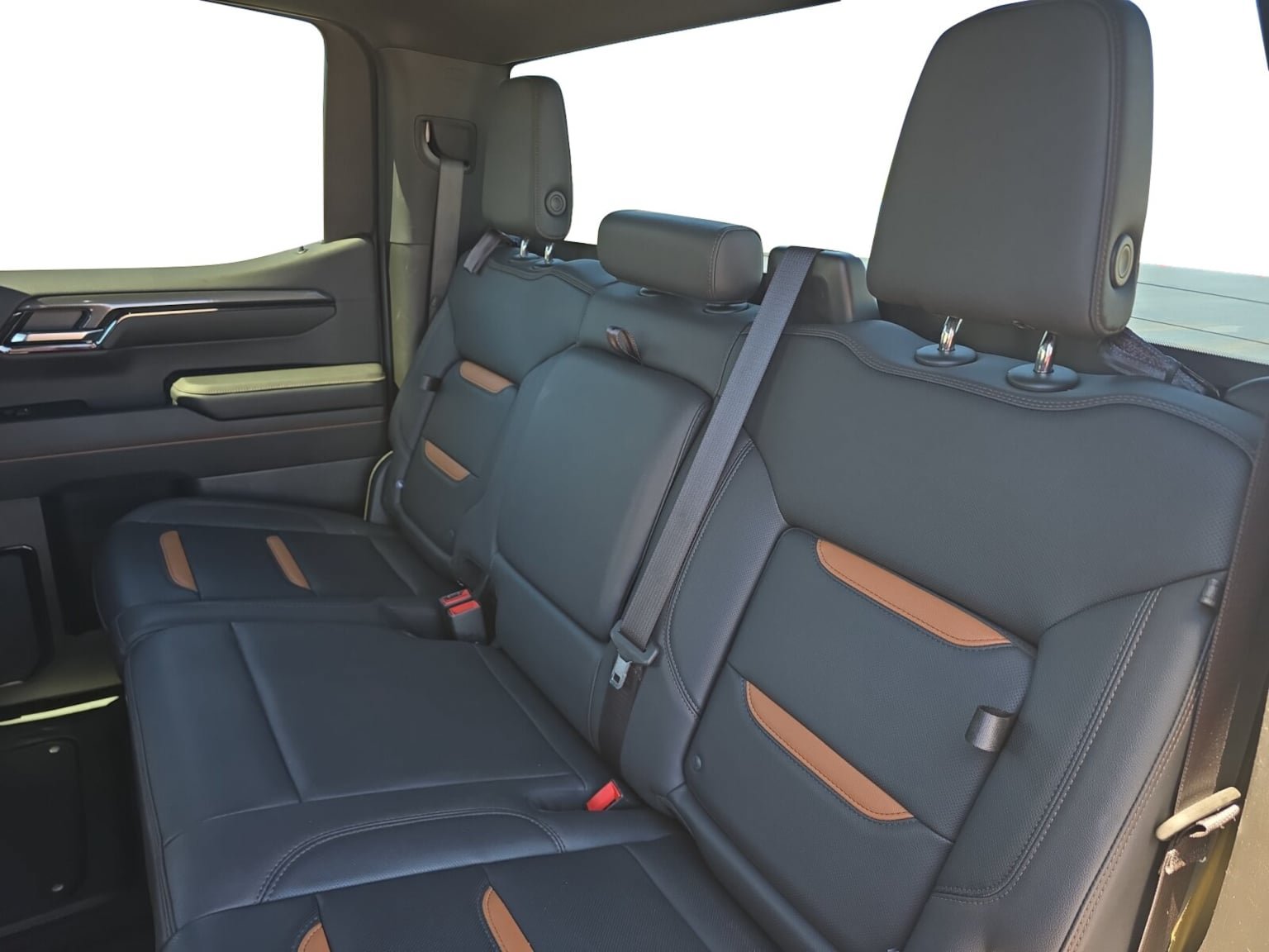 Used 2023 GMC Sierra 1500 AT4 AWD/4WD image 16