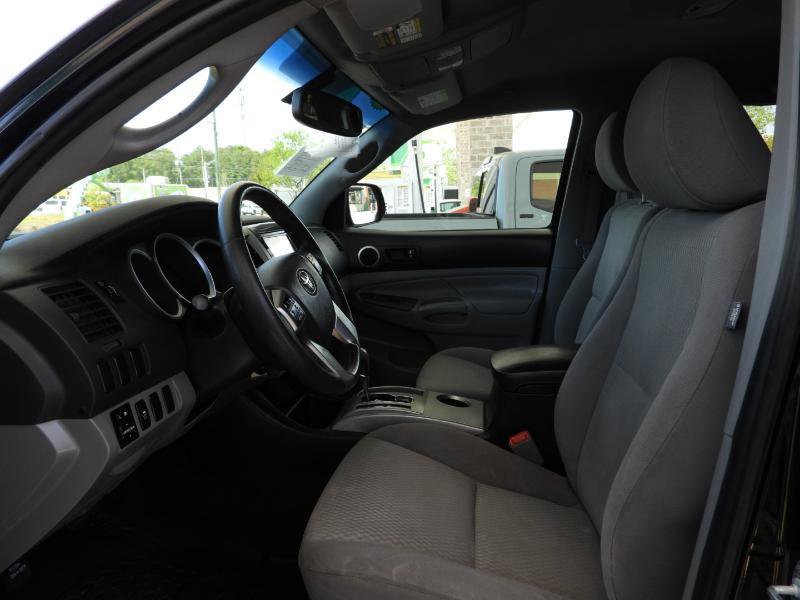 Used 2012 Toyota Tacoma PreRunner w/ SR5 Pkg RWD image 44