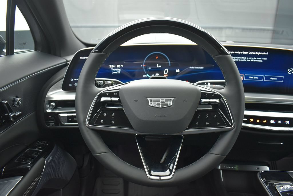 New 2026 Cadillac Lyriq Signature Sport w/ LPO, Floor Liner Package AWD/4WD image 12