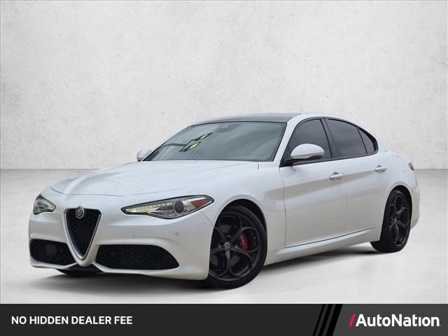 Used 2017 Alfa Romeo Giulia Ti w/ TI 19" Sport Package RWD image 1