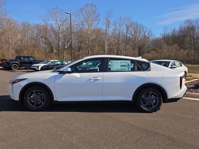 New 2026 Kia K4 LXS image 2