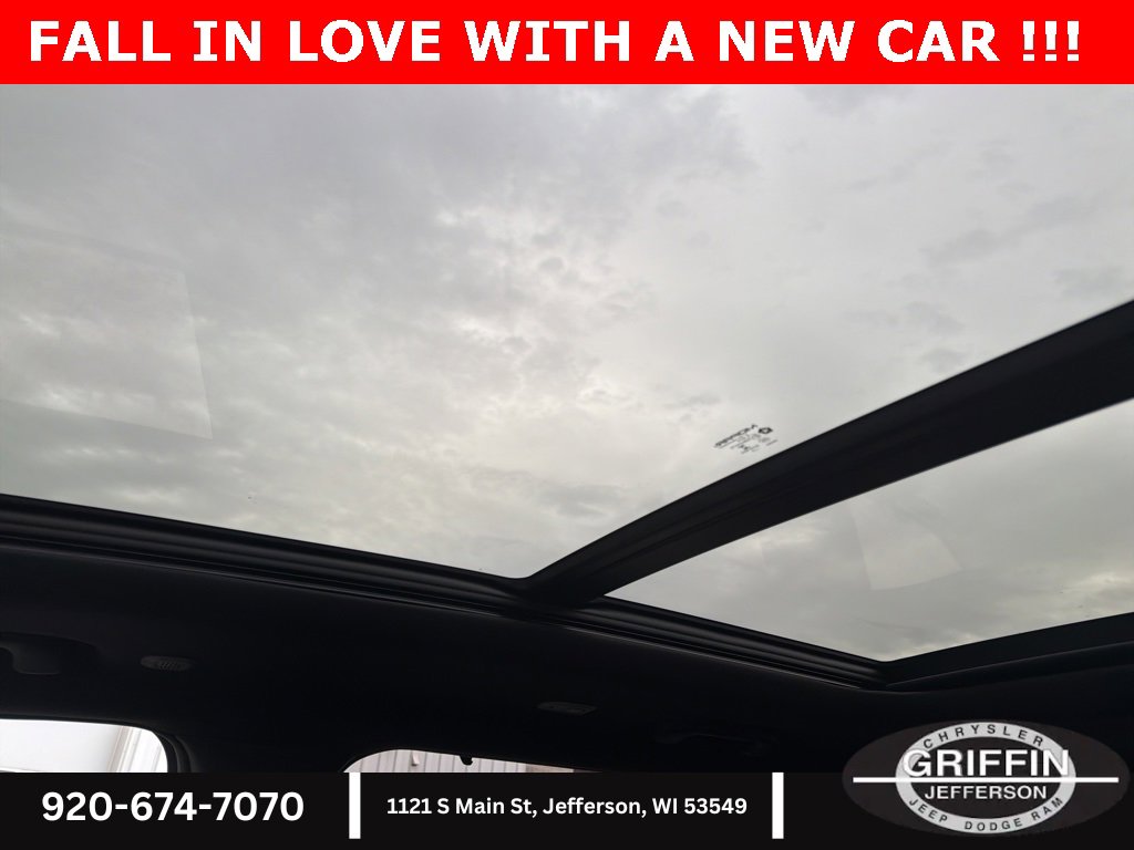 New 2025 Jeep Grand Cherokee L Limited w/ Luxury Tech Group II image 28