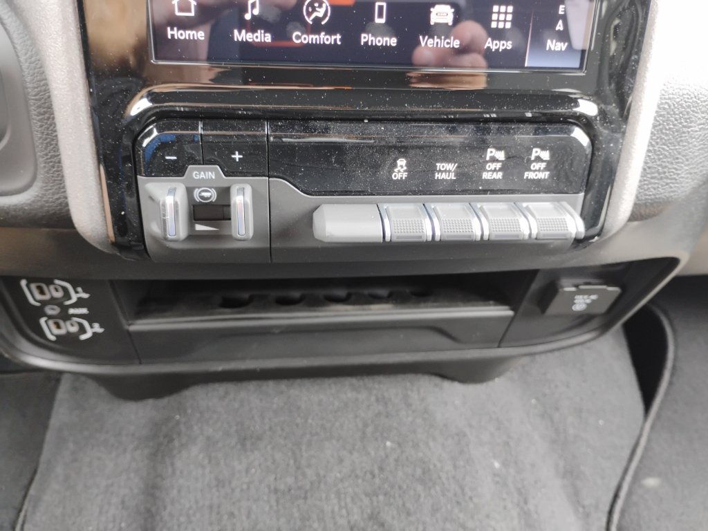 New 2026 RAM 2500 Tradesman AWD/4WD image 26