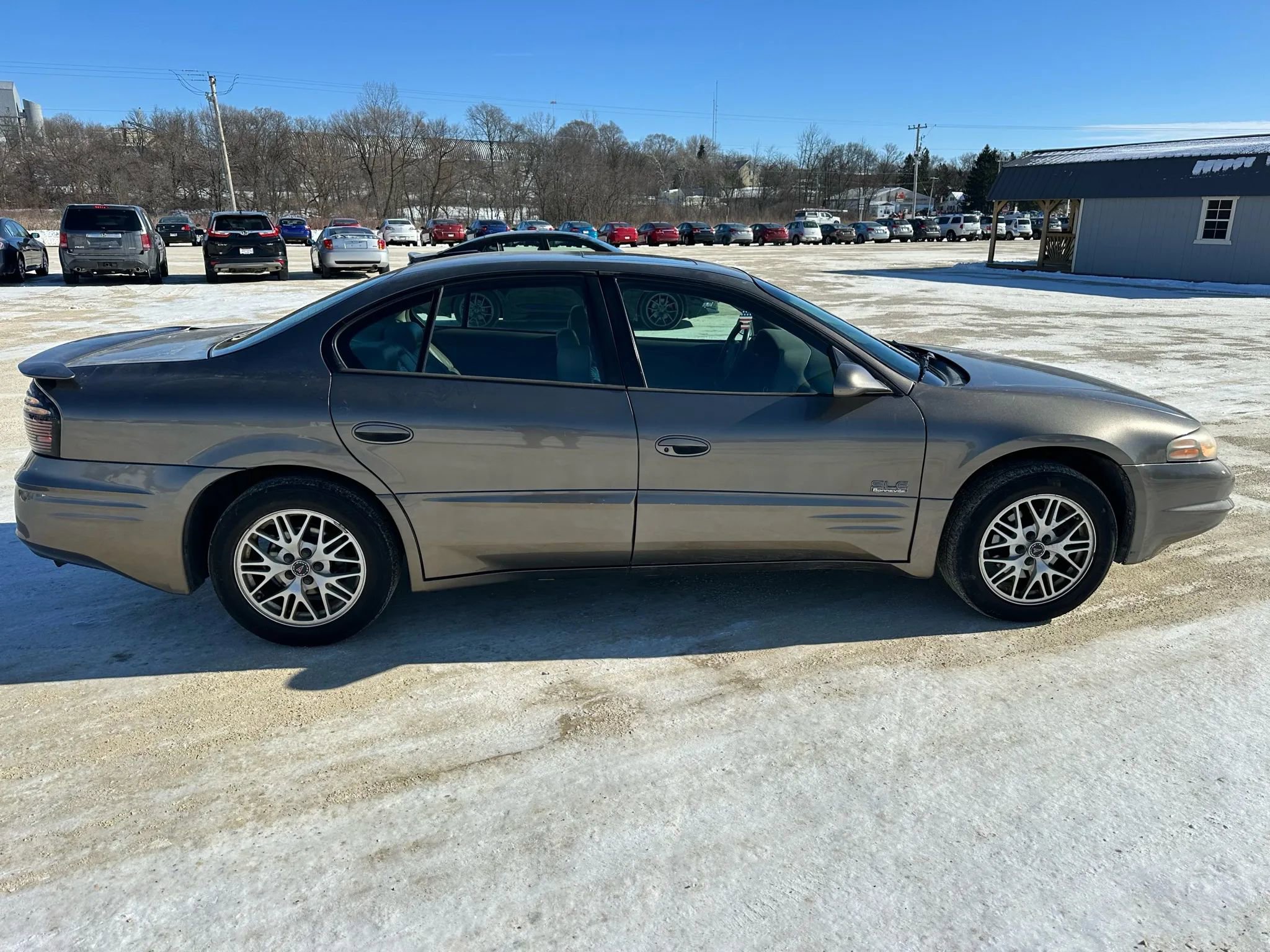 Used 2000 Pontiac Bonneville SLE image 5