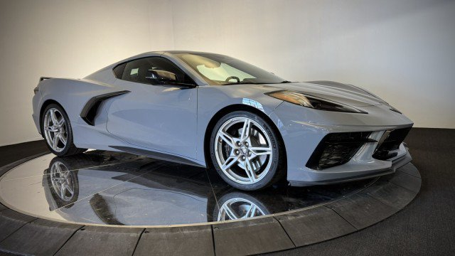 Used 2024 Chevrolet Corvette Stingray Premium Cpe w/ Z51 Performance Package RWD image 15