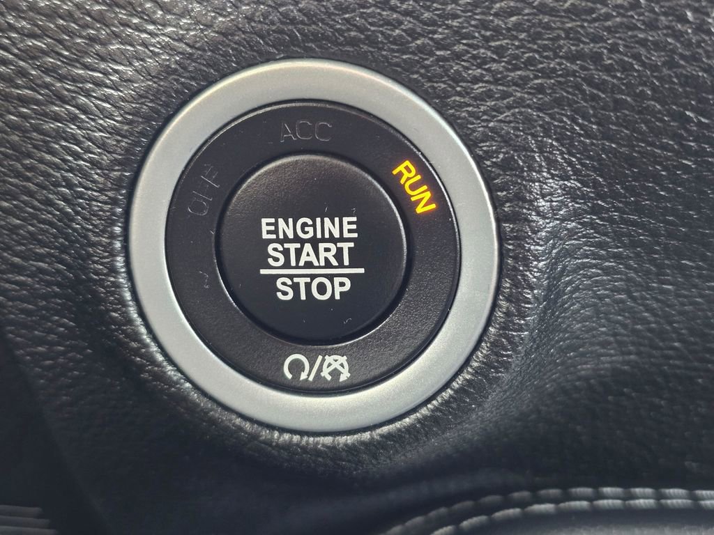 Used 2021 Dodge Challenger R/T RWD image 21