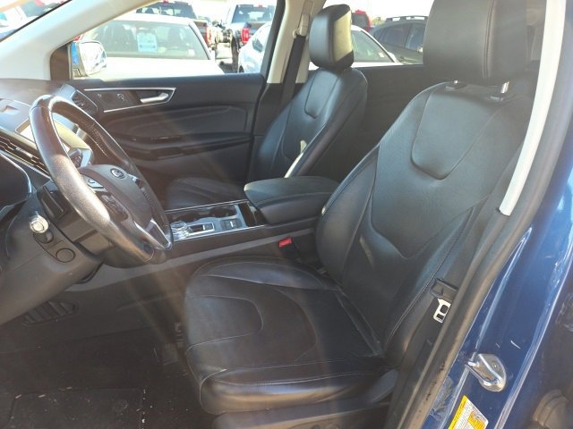 Used 2020 Ford Edge Titanium w/ Equipment Group 301A image 8