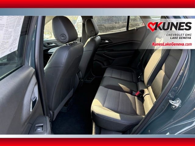 Used 2025 Chevrolet Trax LT image 16