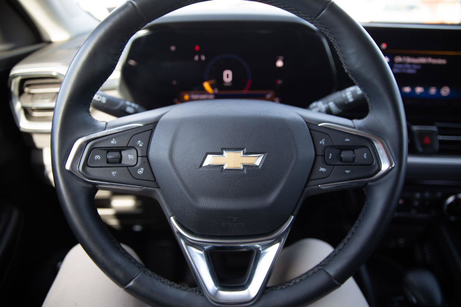 Used 2024 Chevrolet TrailBlazer LT w/ Convenience Package FWD image 11