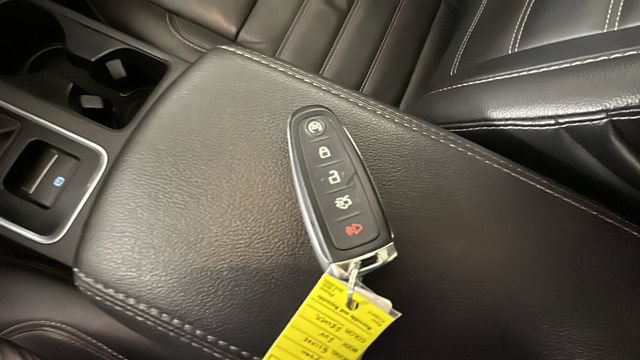 Used 2017 Ford Escape Titanium AWD/4WD image 20