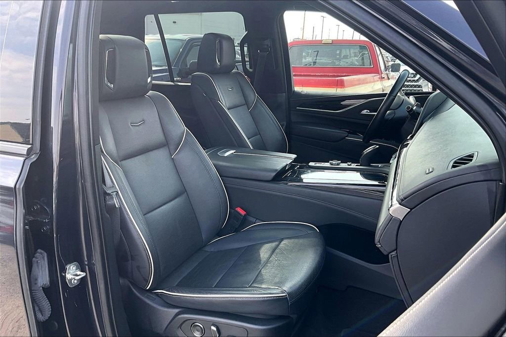 Used 2023 Cadillac Escalade Sport image 10