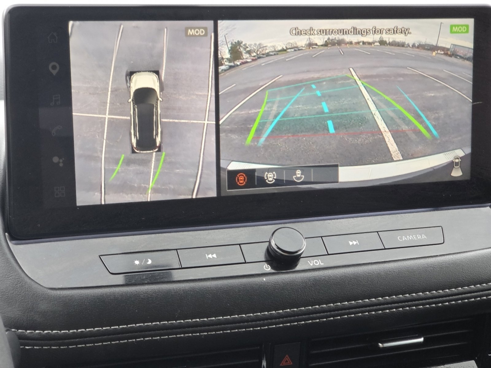 Used 2024 Nissan Rogue SL image 9