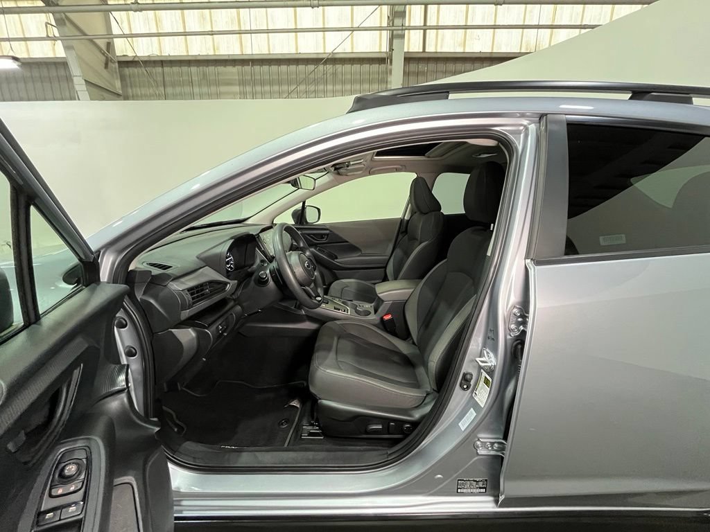 Used 2025 Subaru Crosstrek 2.5i Premium AWD/4WD image 17