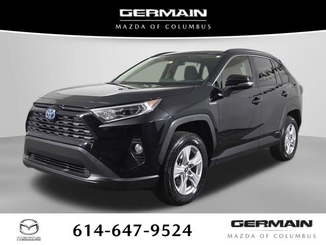 Used 2021 Toyota RAV4 XLE w/ Convenience Package