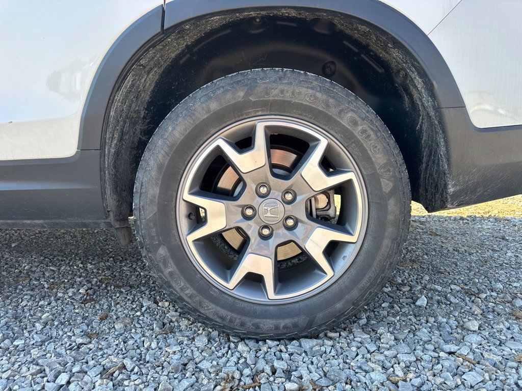 Used 2023 Honda Passport TrailSport image 7