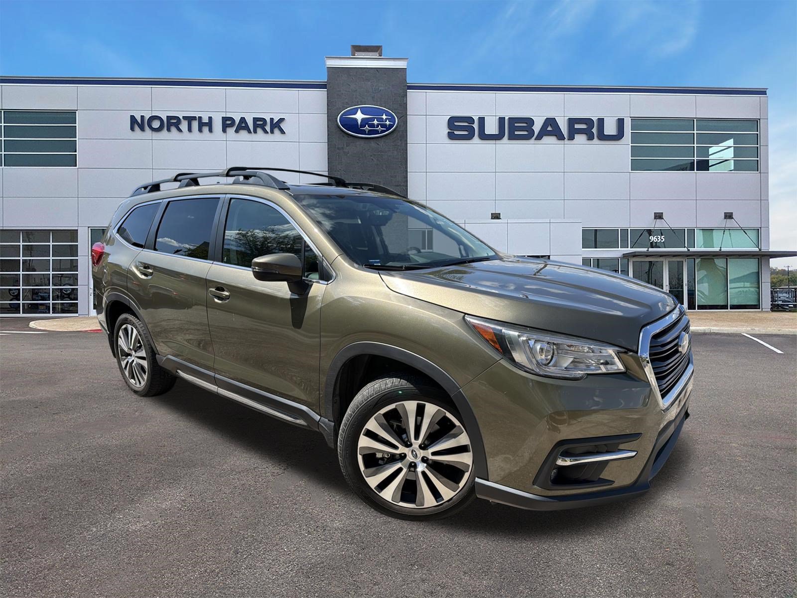 Used 2022 Subaru Ascent Limited w/ Technology Package AWD/4WD image 1
