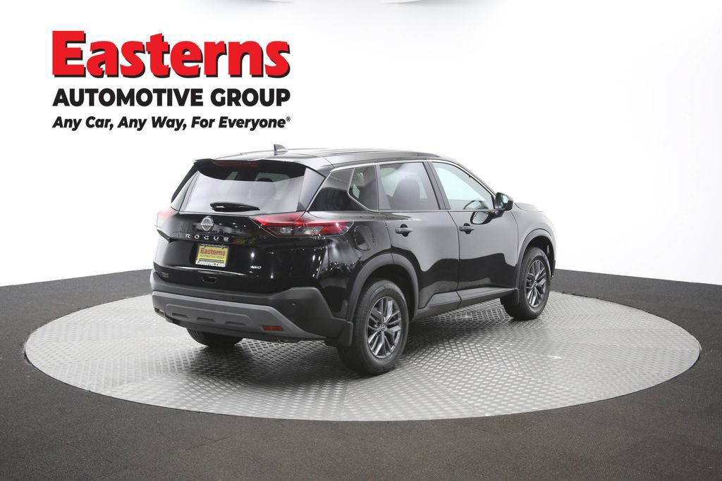 Used 2023 Nissan Rogue S AWD/4WD image 40