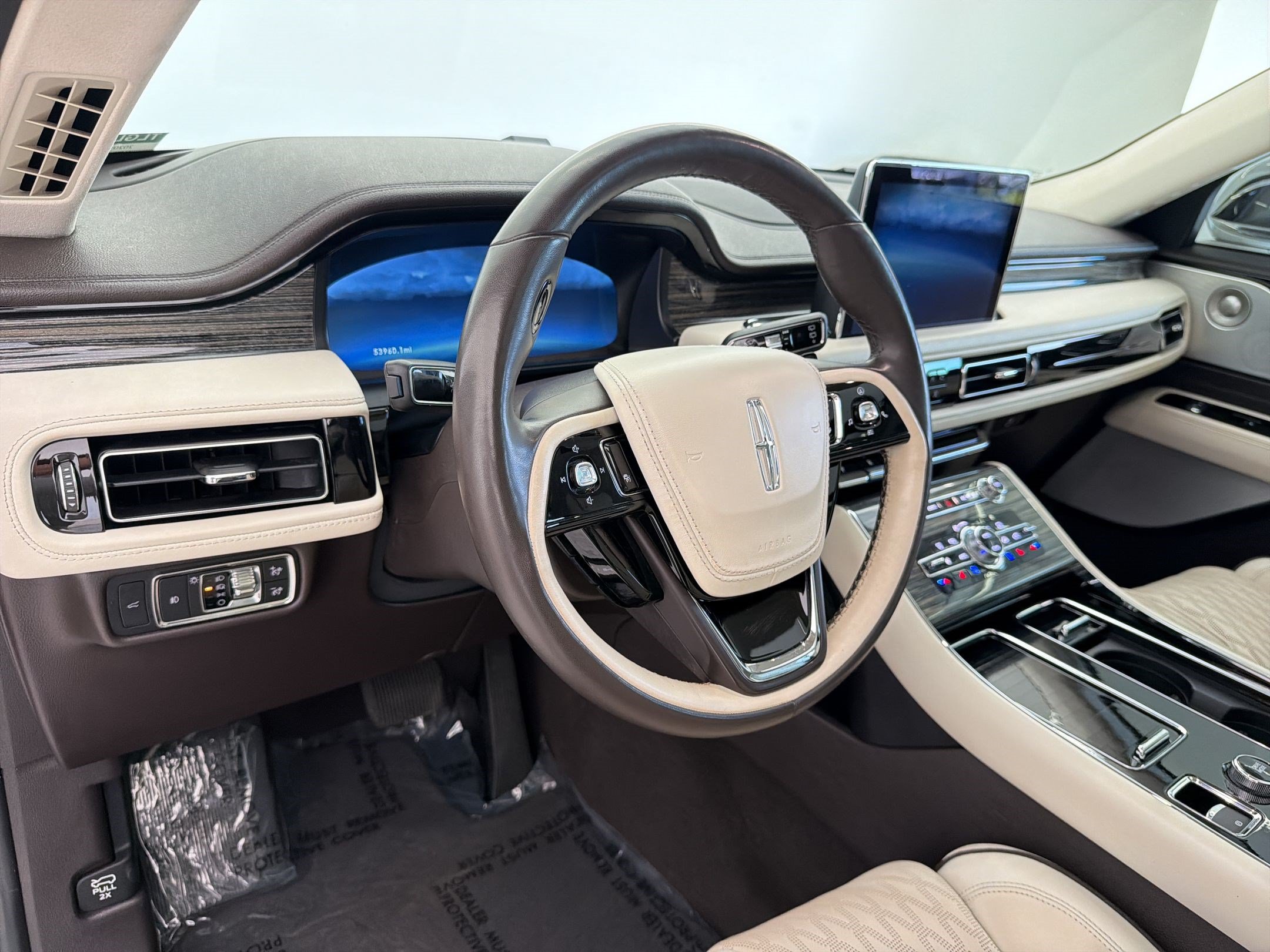 Used 2020 Lincoln Aviator Black Label w/ Dynamic Handling Package AWD/4WD image 4