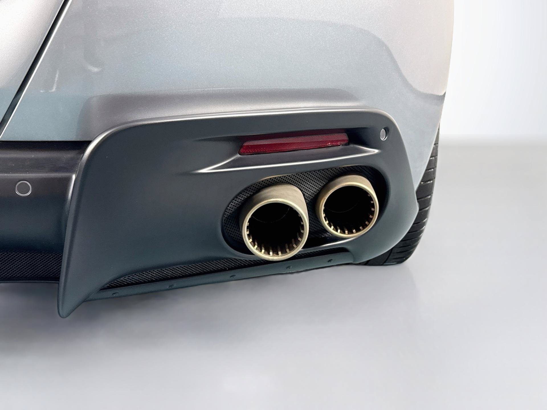 Used 2021 Ferrari Roma RWD image 52