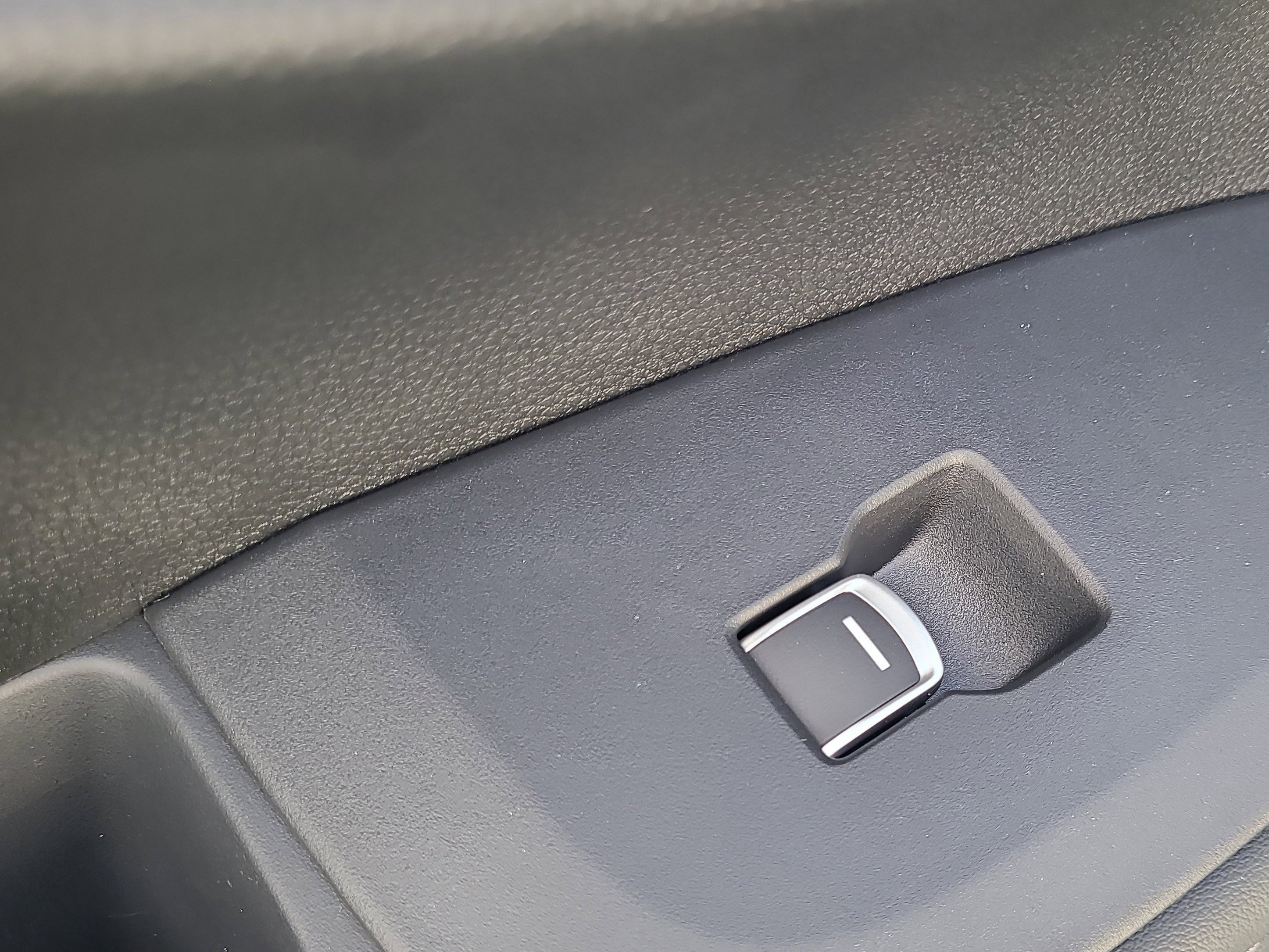 New 2026 Honda HR-V EX-L image 22