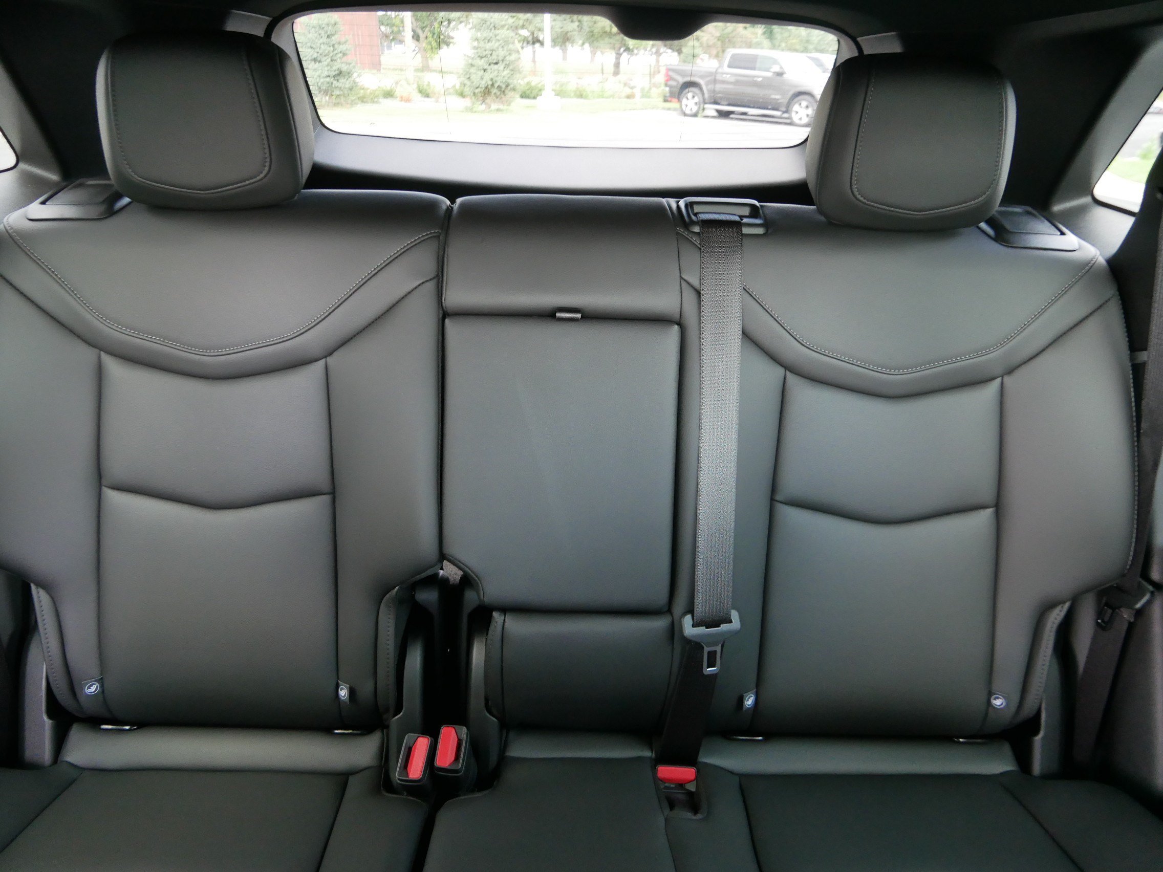 Used 2026 Cadillac XT5 Luxury w/ LPO, Floor Liner Package AWD/4WD image 11