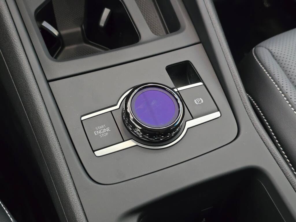New 2026 Volkswagen Tiguan SE AWD/4WD image 18