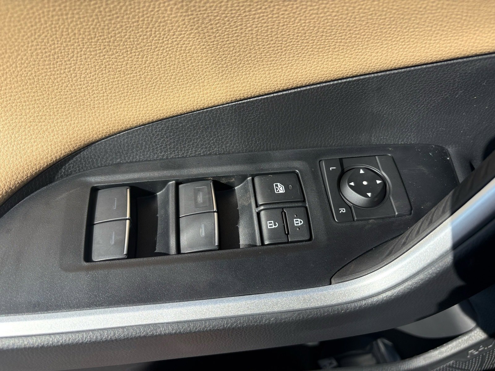 New 2025 Toyota RAV4 Limited w/ Advanced Technology Package image 16