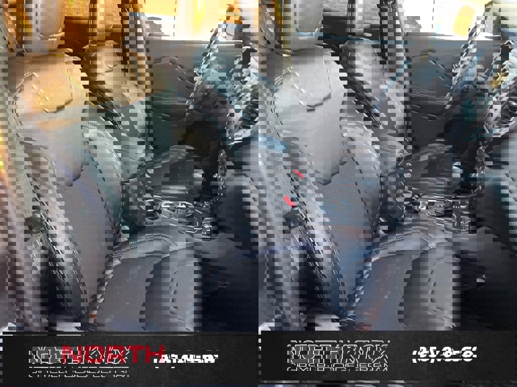 Used 2019 Jeep Cherokee Latitude Plus w/ Cold Weather Group image 11