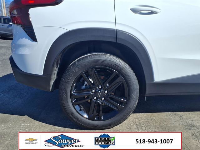 Used 2024 Chevrolet Trax ACTIV w/ Sunroof Package image 9