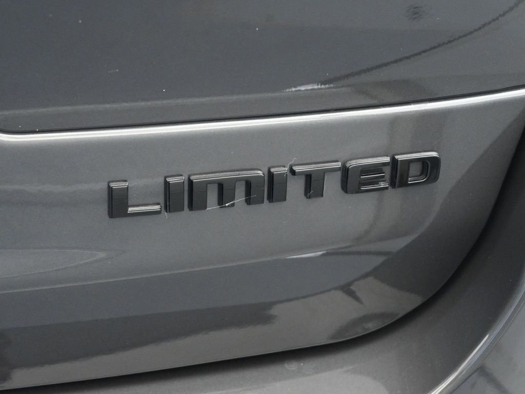 New 2025 Jeep Grand Cherokee L Limited w/ Black Appearance Package image 24