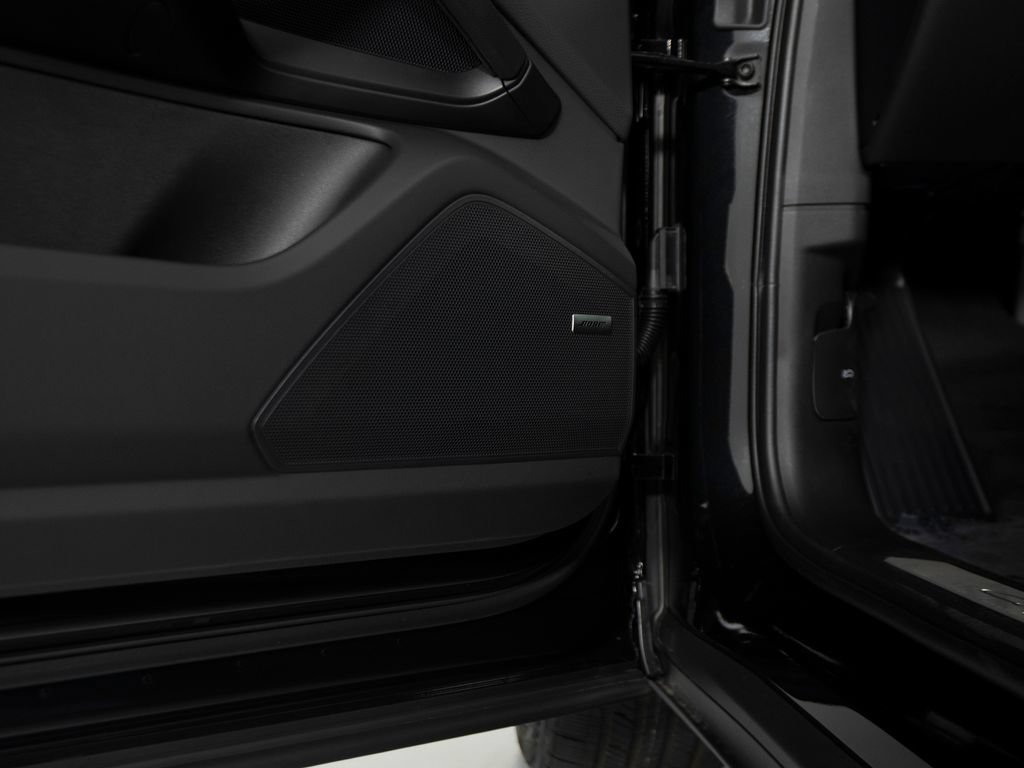New 2026 Porsche Cayenne AWD/4WD image 20