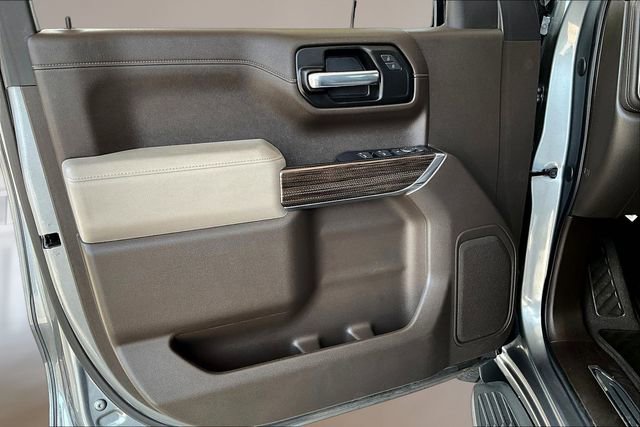 Used 2020 Chevrolet Silverado 1500 LT w/ All-Star Edition AWD/4WD image 17