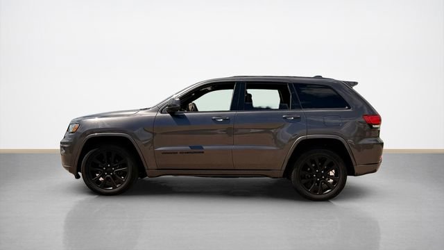 Used 2019 Jeep Grand Cherokee Altitude RWD image 5