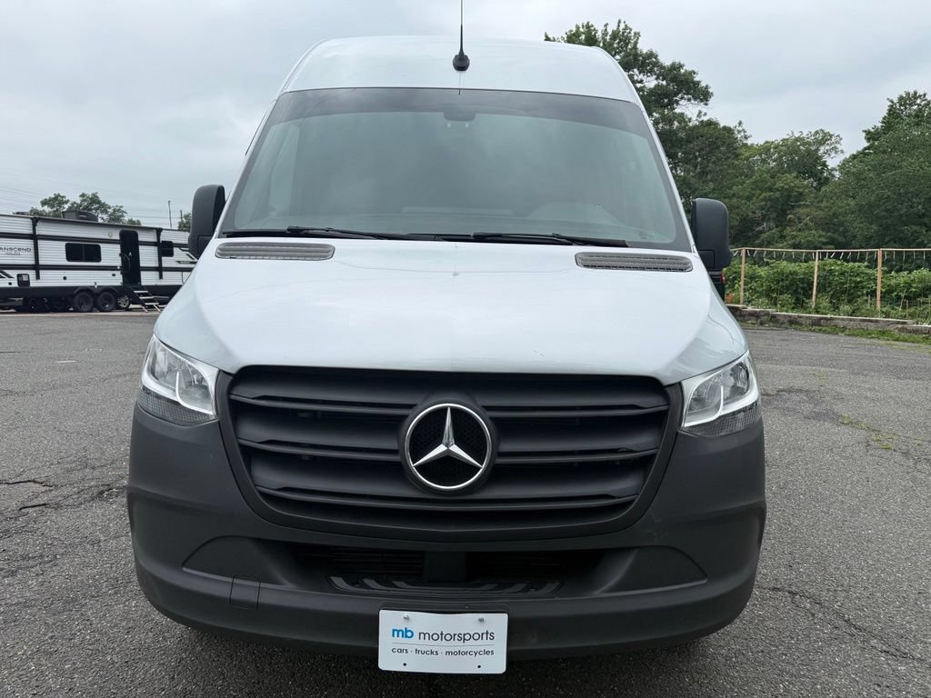 Used 2021 Mercedes-Benz Sprinter 2500 image 16