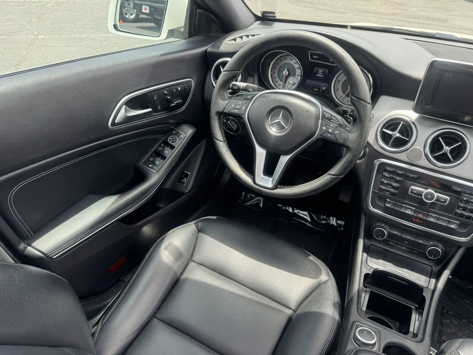 Used 2014 Mercedes-Benz CLA 250 image 24